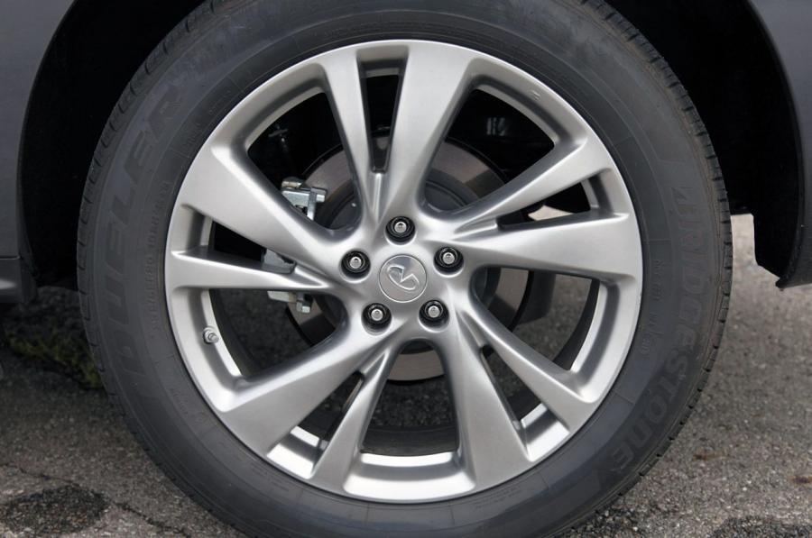  Infiniti JX35 2013 года  (фото 85 из 95)